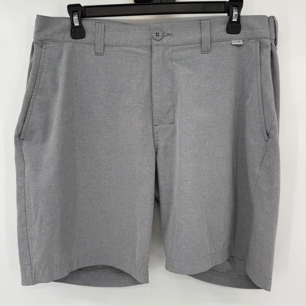TravisMathew Shorts Mens‎ 34 Grey Beck Hybrid Performance Stretch Golf Casual